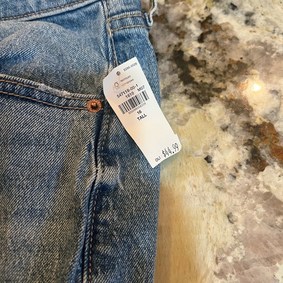 Old Navy NWT Curvy OG Loose high rise jeans - Picture 9 of 10